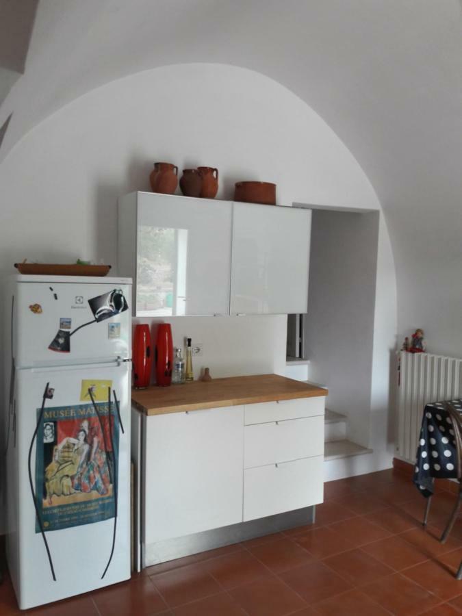 Fra Il Glicine E Il Sambuco Monopoli Exterior foto